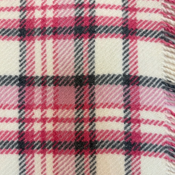 Banana Republic  Pink Tartan Wool-Blend Fringe Scarf – Long 70" Wrap - Picture 9 of 10
